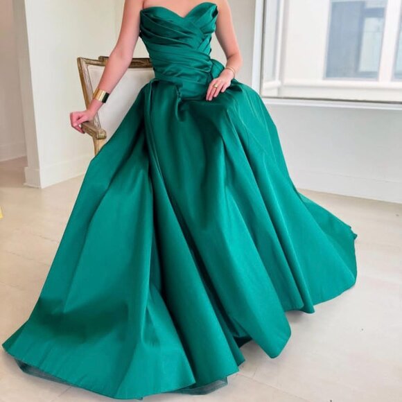 Tariq Womens Emerald Formal Dress Gown